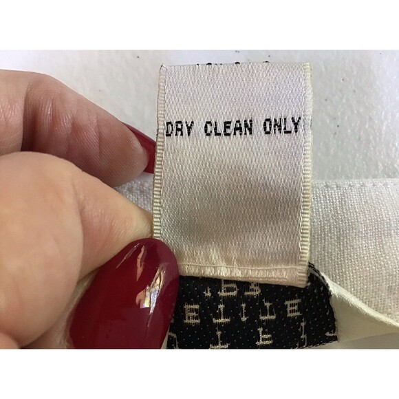 Outfit Petite White Dress Pants Sz 10P Linen Blend Beaded Embroidered Ankle Crop - Picture 8 of 8